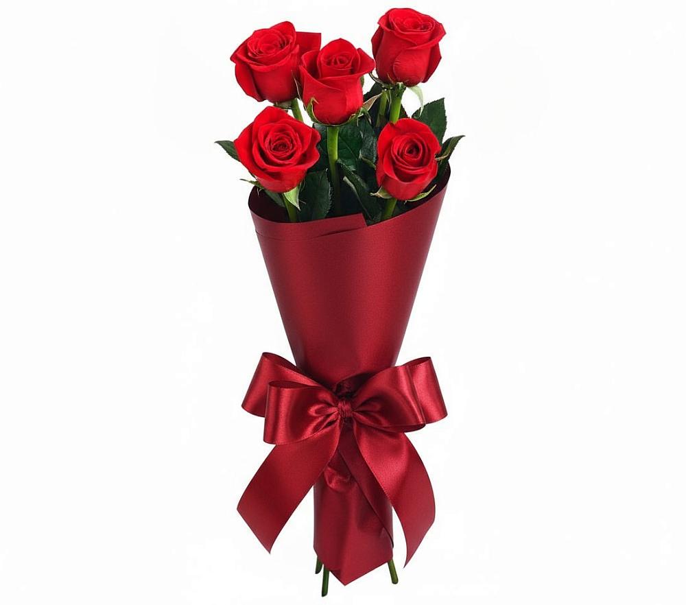 Букет 5 Красных роз Эдлесс Лав в Новогуровском