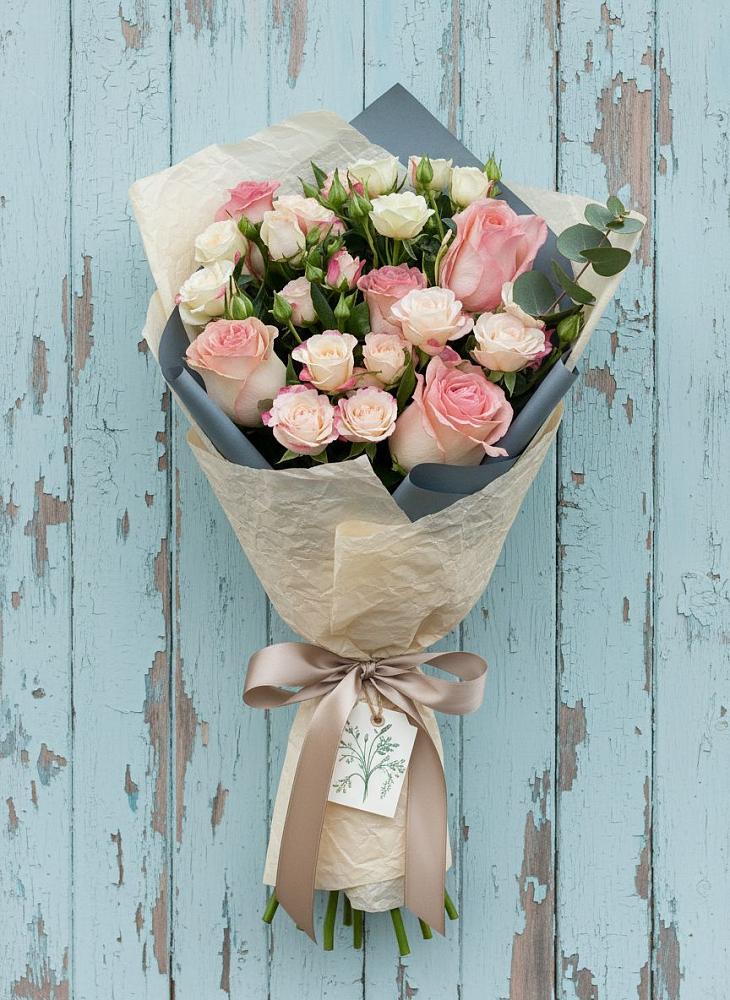 Букет цветов из: Розы в Новогуровском