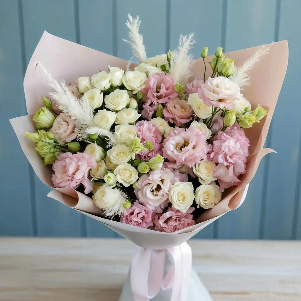 Букет цветов из: Альстромерии и Розы в Новогуровском