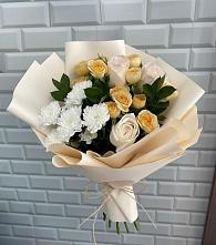 Букет цветов из:  Розы и Хризантемы в Новогуровском