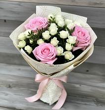 Букет цветов из:  Розы в Новогуровском