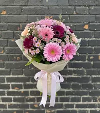 Букет цветов из:  Герберы и Хризантемы в Новогуровском