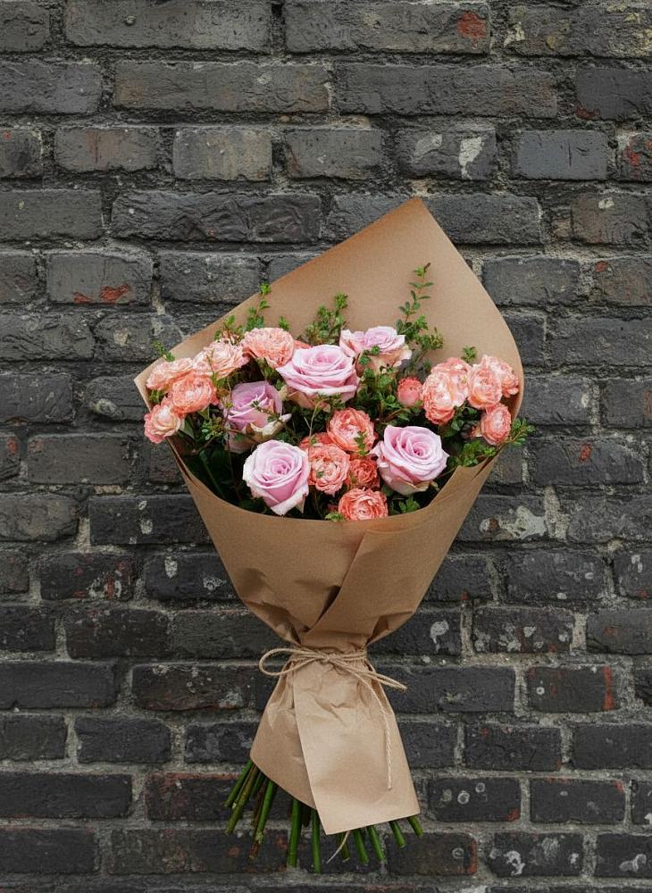 Букет цветов из: Розы в Новогуровском