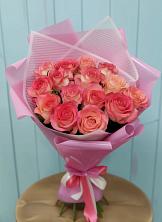 Букет 15 Розовых роз Равель в Новогуровском