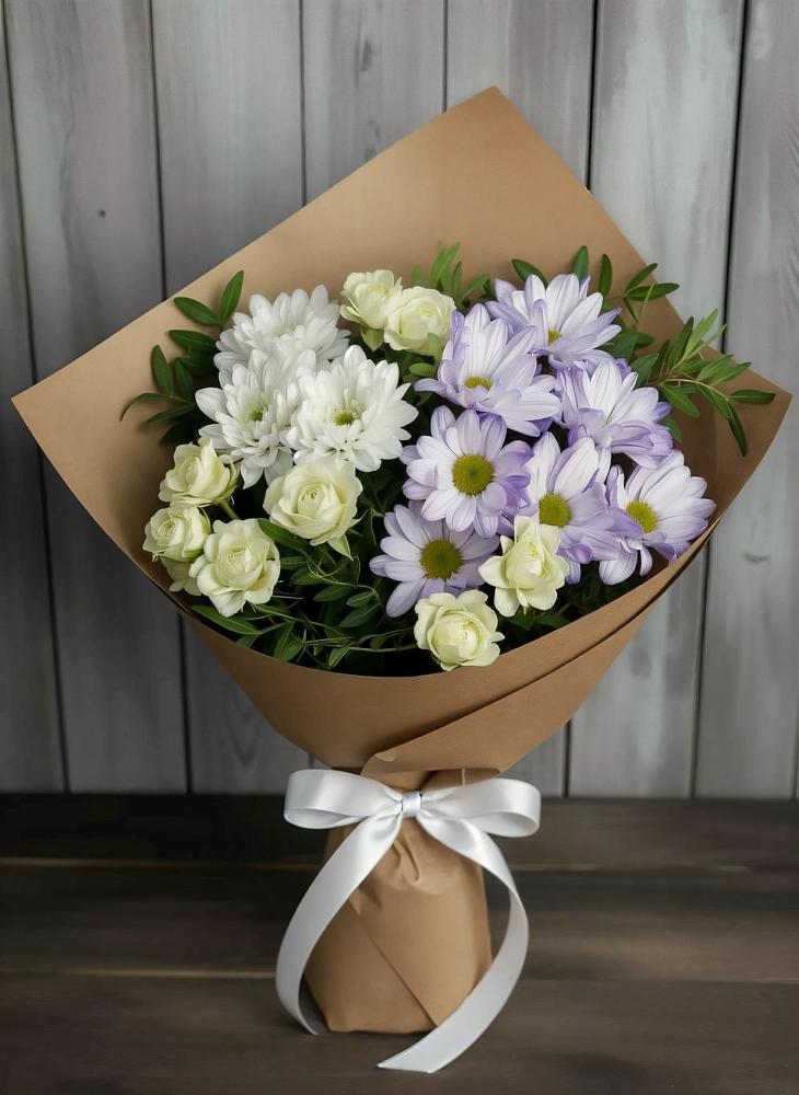 Букет цветов из: Хризантемы и Розы в Новогуровском
